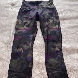 Lululemon Train Times 7/8 tights